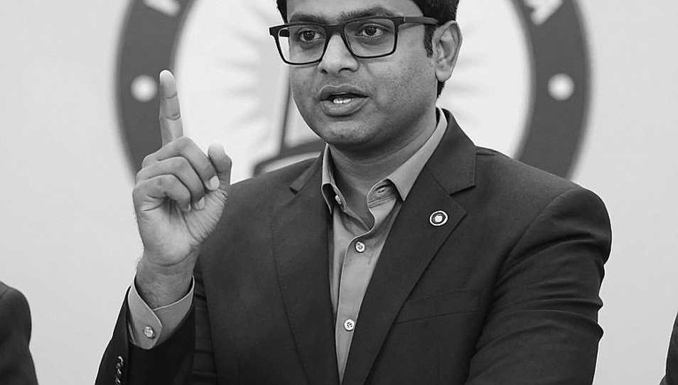 दो नोटबुक, एक सच: जेनसन का डबल नंबर वन और अभिषेक शर्मा की वापसी